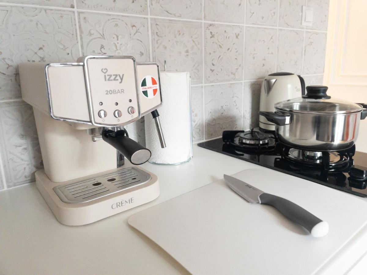 Noblenotes - Victor Apartment Athens